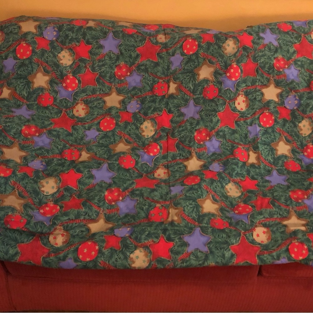 Festive Holiday Tablecloth with Star and Ornament Design; Cotton; NWOT